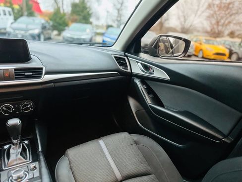 Used 2017 MAZDA MAZDA3 Sport w/ Preferred Equipment Package image 17