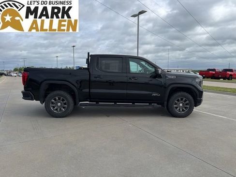 Used 2024 GMC Sierra 1500 AT4 w/ Technology Package image 6