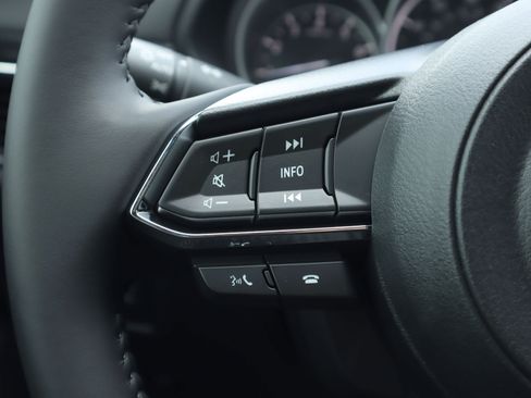 New 2025 MAZDA CX-5 AWD 2.5 S w/ Preferred Package image 16