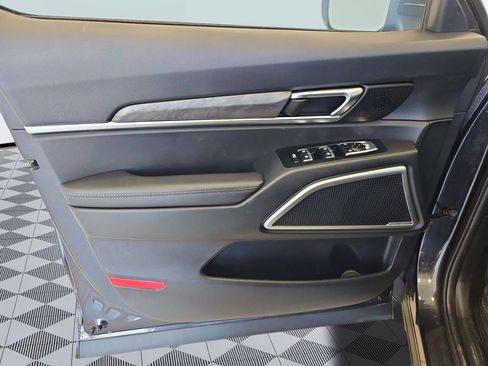 Used 2025 Kia Telluride EX X-Line AWD/4WD image 10