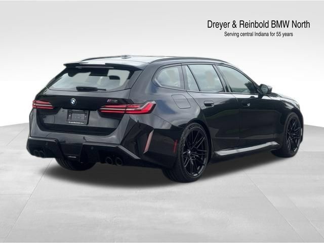 New 2027 BMW M5 Touring AWD/4WD image 7