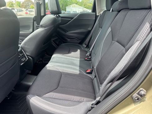 Certified 2024 Subaru Forester Premium AWD/4WD image 9