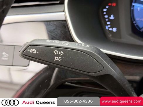 Used 2025 Audi Q3 2.0T Premium AWD/4WD image 25