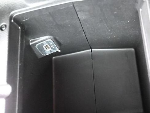 Used 2022 Jeep Wrangler Unlimited Sport AWD/4WD image 34