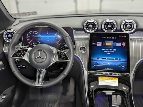 Certified 2026 Mercedes-Benz GLC 300 4MATIC image 5