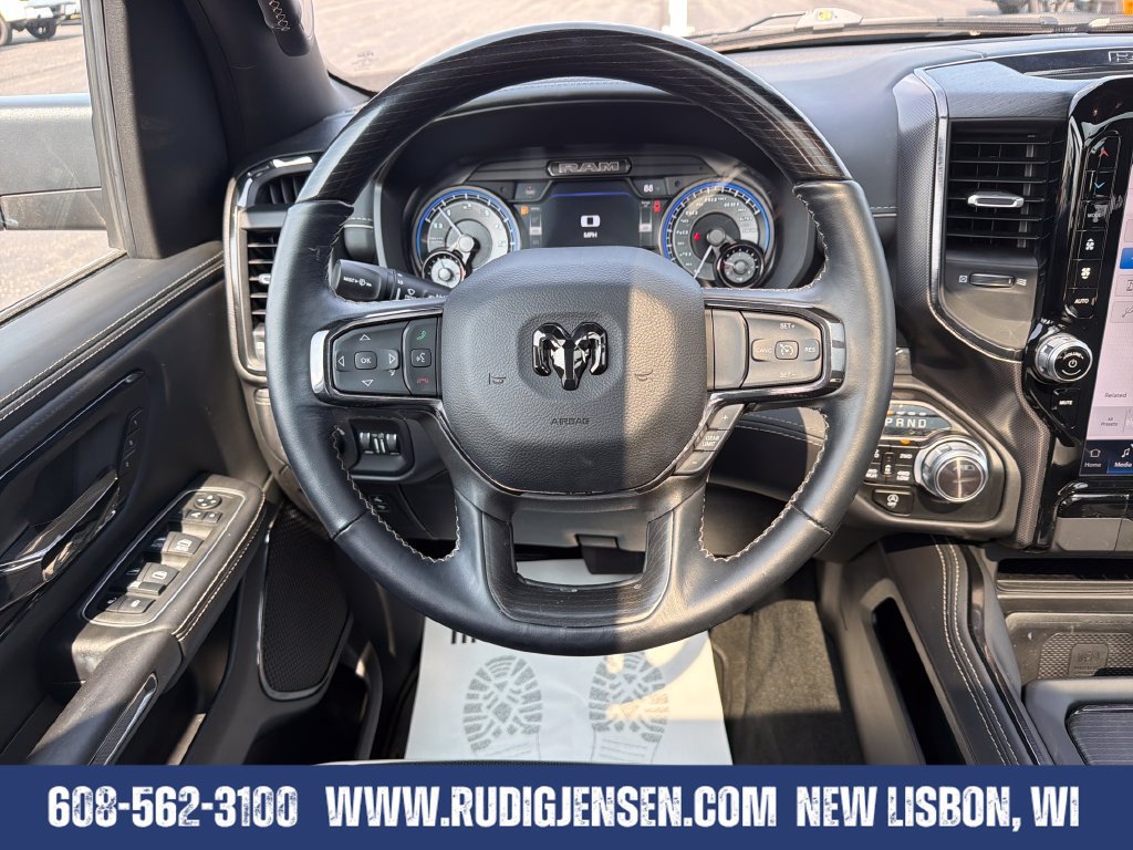 Used 2022 RAM 1500 Limited w/ Body Color Bumper Group AWD/4WD image 14