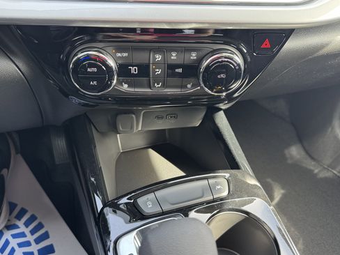 New 2026 Chevrolet Trax LT image 17