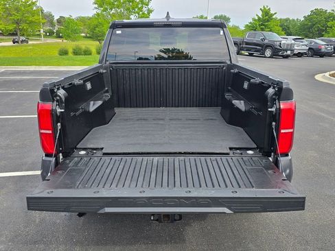 Used 2024 Toyota Tacoma TRD Off-Road AWD/4WD image 30