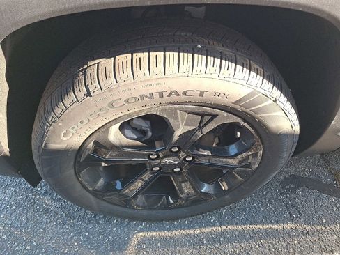 New 2026 Chevrolet Equinox LT w/ Convenience Package II image 4