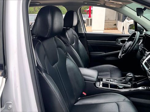 Used 2021 Kia Sorento SX image 9