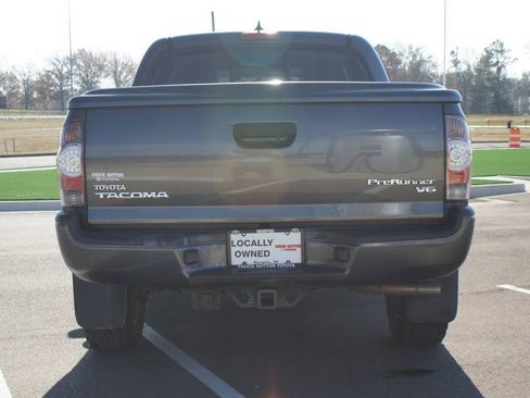 Used 2014 Toyota Tacoma PreRunner image 3