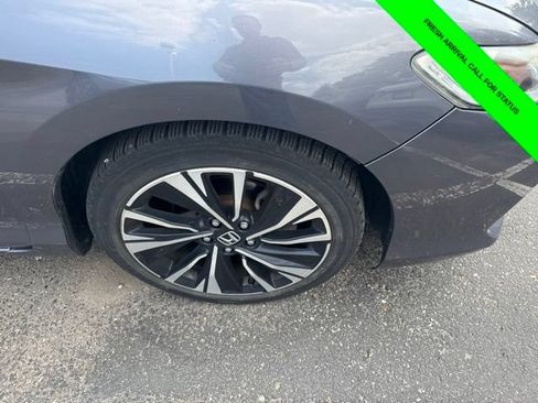 Used 2017 Honda Accord EX-L image 5