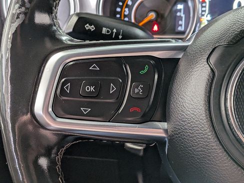 Used 2020 Jeep Gladiator Overland AWD/4WD image 20