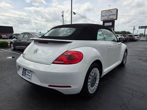 Used 2013 Volkswagen Beetle 2.5 FWD image 5