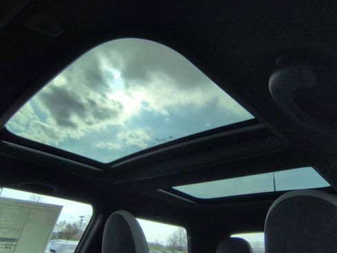 New 2026 MINI Cooper 2-Door Hardtop image 19