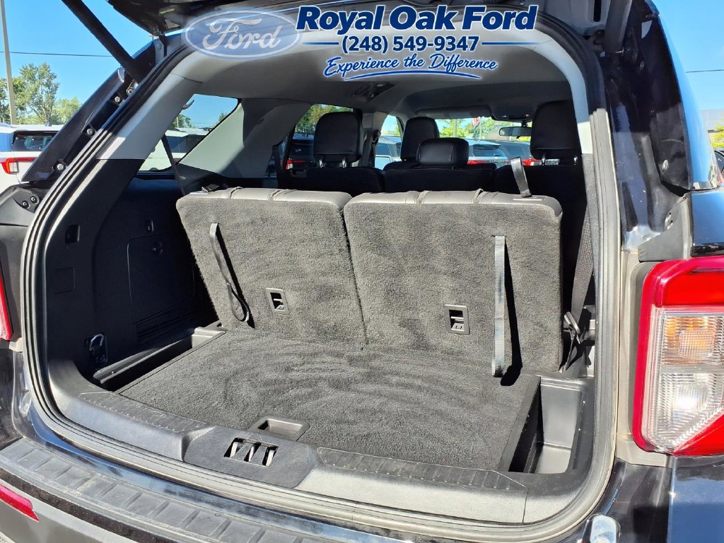 Certified 2023 Ford Explorer XLT w/ Equipment Group 202A AWD/4WD image 27