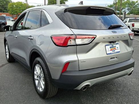 Certified 2022 Ford Escape SE AWD/4WD image 4
