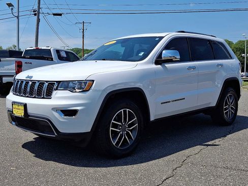 Used 2020 Jeep Grand Cherokee Limited AWD/4WD image 3
