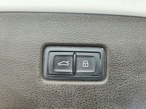 Used 2019 Audi Q7 3.0T Premium Plus w/ Premium Plus Package image 32