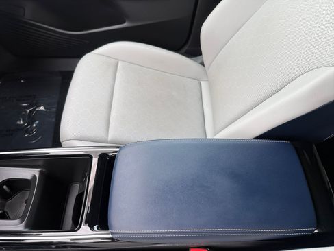 Certified 2023 Volkswagen ID.4 Pro S AWD/4WD image 14