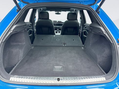 Used 2023 Audi Q3 2.0T Premium AWD/4WD image 22