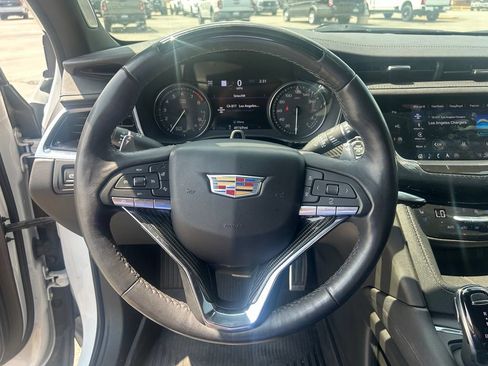 Used 2023 Cadillac XT6 Sport w/ LPO, ONYX Package AWD/4WD image 19