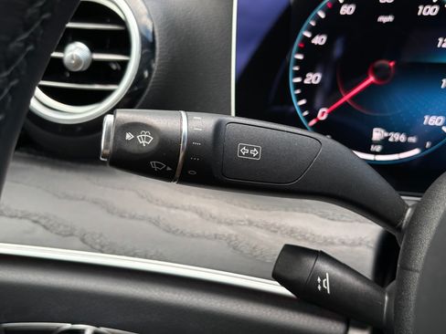 Used 2022 Mercedes-Benz E 350 4MATIC Sedan image 39