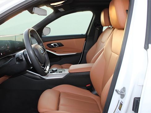 Used 2025 BMW 330i Sedan image 15