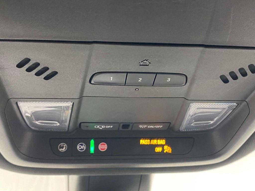 Used 2023 Buick Enclave Essence w/ LPO, Floor Liner Package FWD image 31