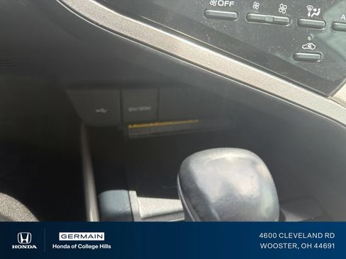 Used 2020 Toyota Camry XSE FWD image 21