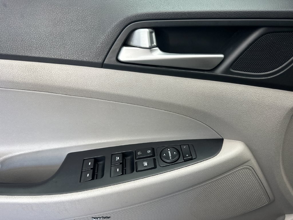 Used 2020 Hyundai Tucson Sport AWD/4WD image 10