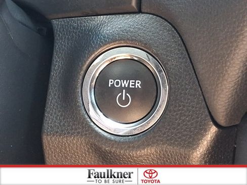 Certified 2025 Toyota RAV4 XLE AWD/4WD image 22