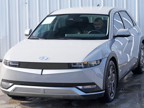 Used 2023 Hyundai Ioniq 5 SEL w/ Cargo Package image 46