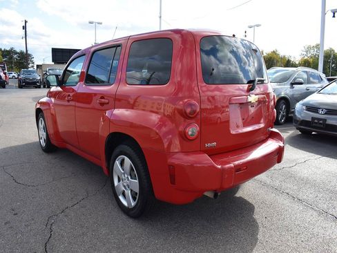 Used 2010 Chevrolet HHR LS image 10