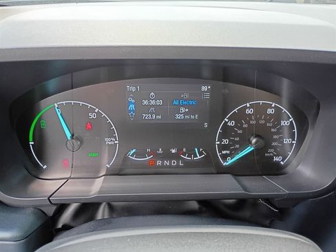 Used 2023 Ford Maverick XL image 12