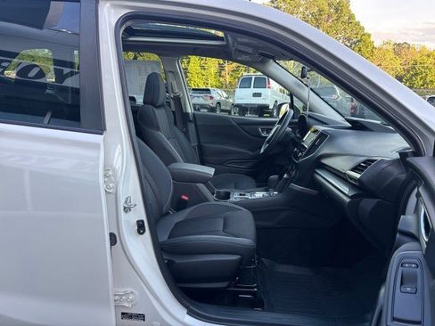 Certified 2022 Subaru Forester Premium AWD/4WD image 44