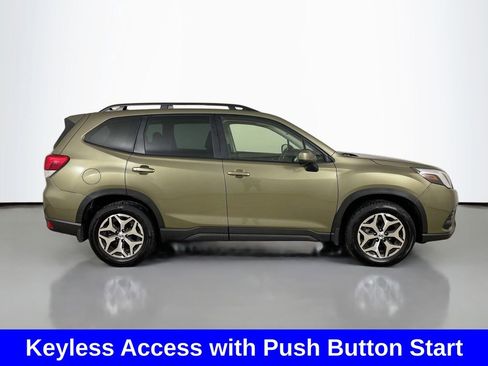 Used 2022 Subaru Forester Premium w/ Popular Package #1 image 11