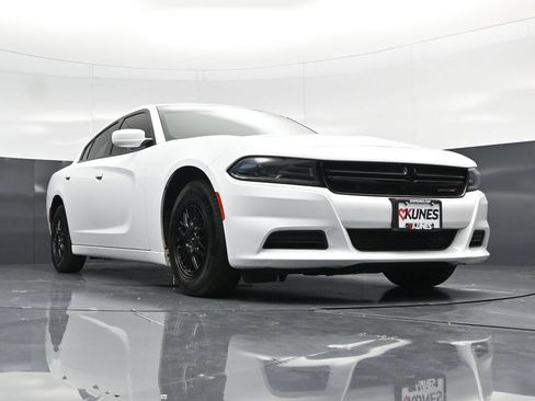 Used 2022 Dodge Charger SXT RWD image 46
