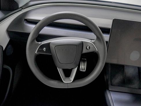 Used 2025 Tesla Model 3 Performance AWD/4WD image 21