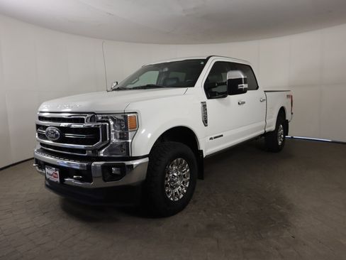 Used 2020 Ford F250 Lariat w/ Lariat Ultimate Package AWD/4WD image 4