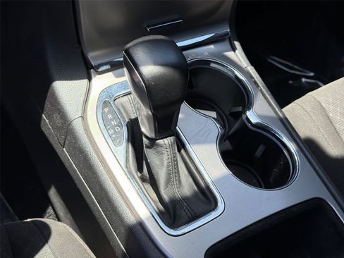 Used 2021 Jeep Grand Cherokee Laredo RWD image 18