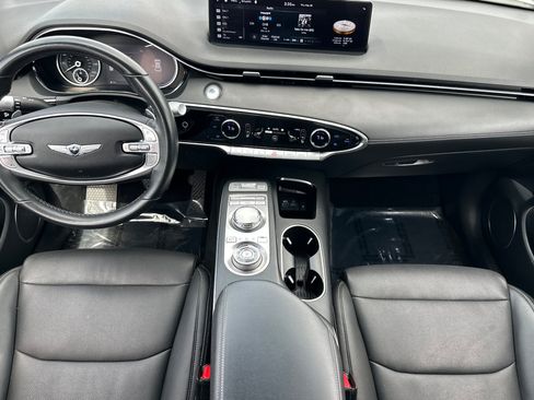 Used 2023 Genesis GV70 2.5T AWD/4WD image 13