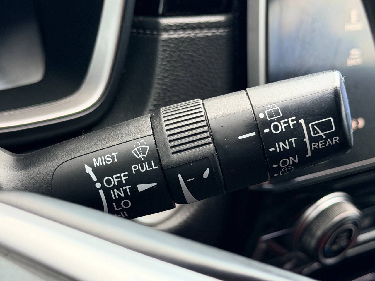 Used 2020 Honda CR-V EX-L image 39