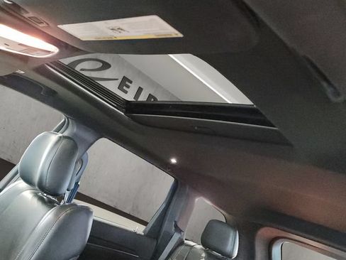 Used 2017 Jeep Grand Cherokee Limited w/ Trailer Tow Group IV AWD/4WD image 14
