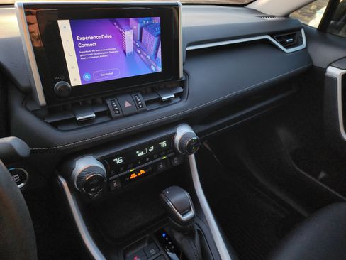 Used 2024 Toyota RAV4 XLE Premium image 15