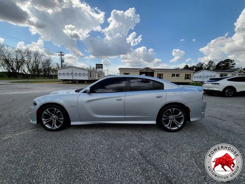 Used 2021 Dodge Charger R/T RWD image 3