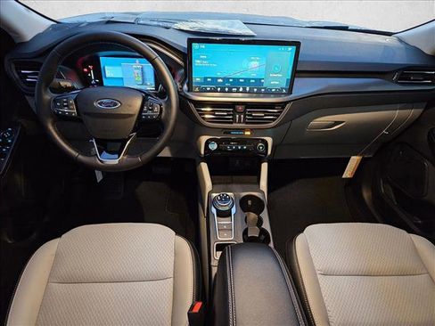 New 2026 Ford Escape SE FWD image 11