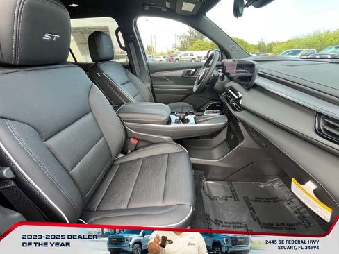 New 2026 Buick Enclave Sport Touring w/ Power Package image 21