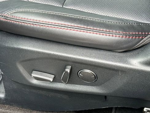 Used 2018 Ford Explorer Sport image 23