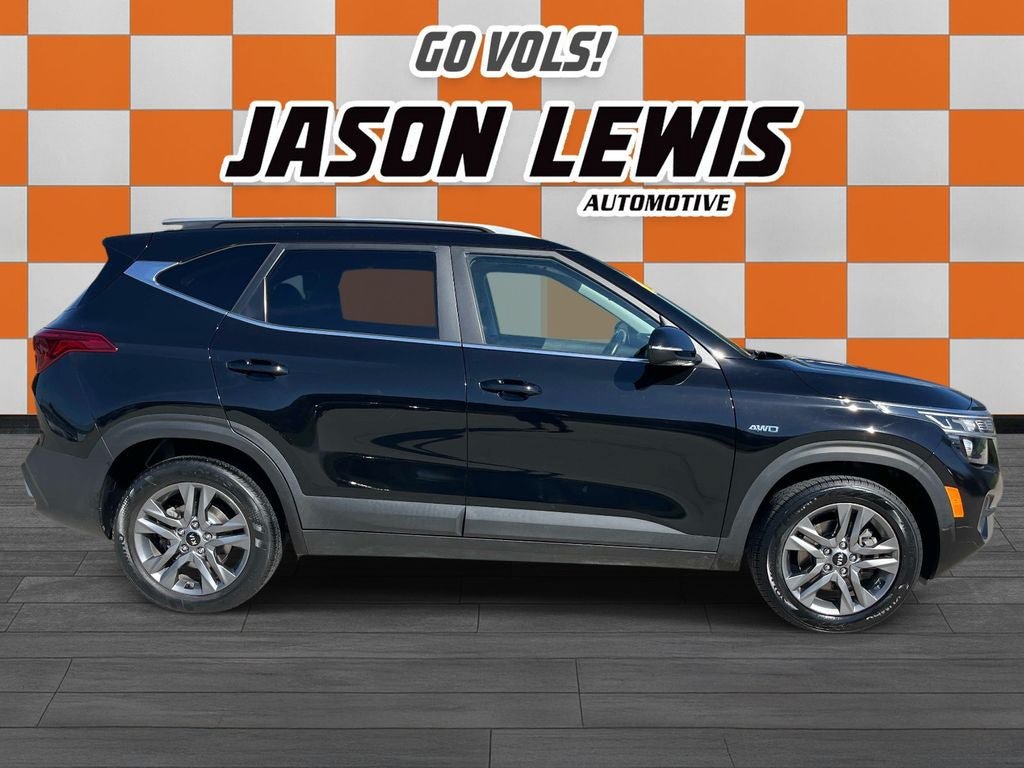 Used 2021 Kia Seltos S AWD/4WD image 2